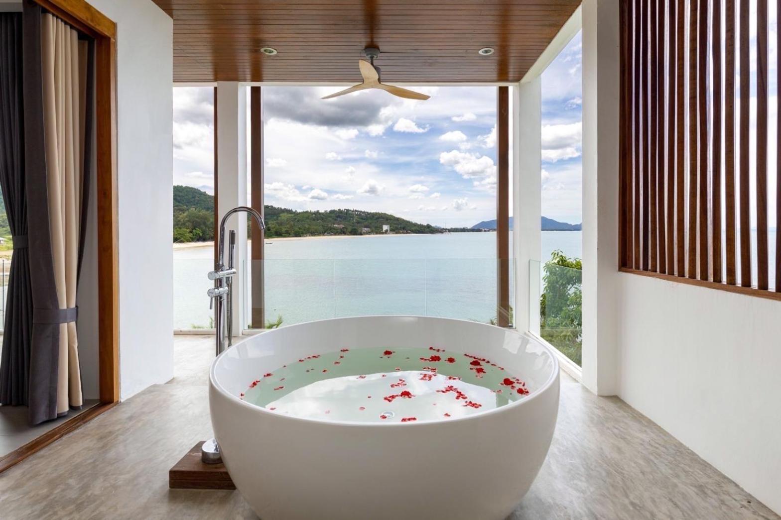 X-Sea Khanom Harbor Bay Resort Buitenkant foto