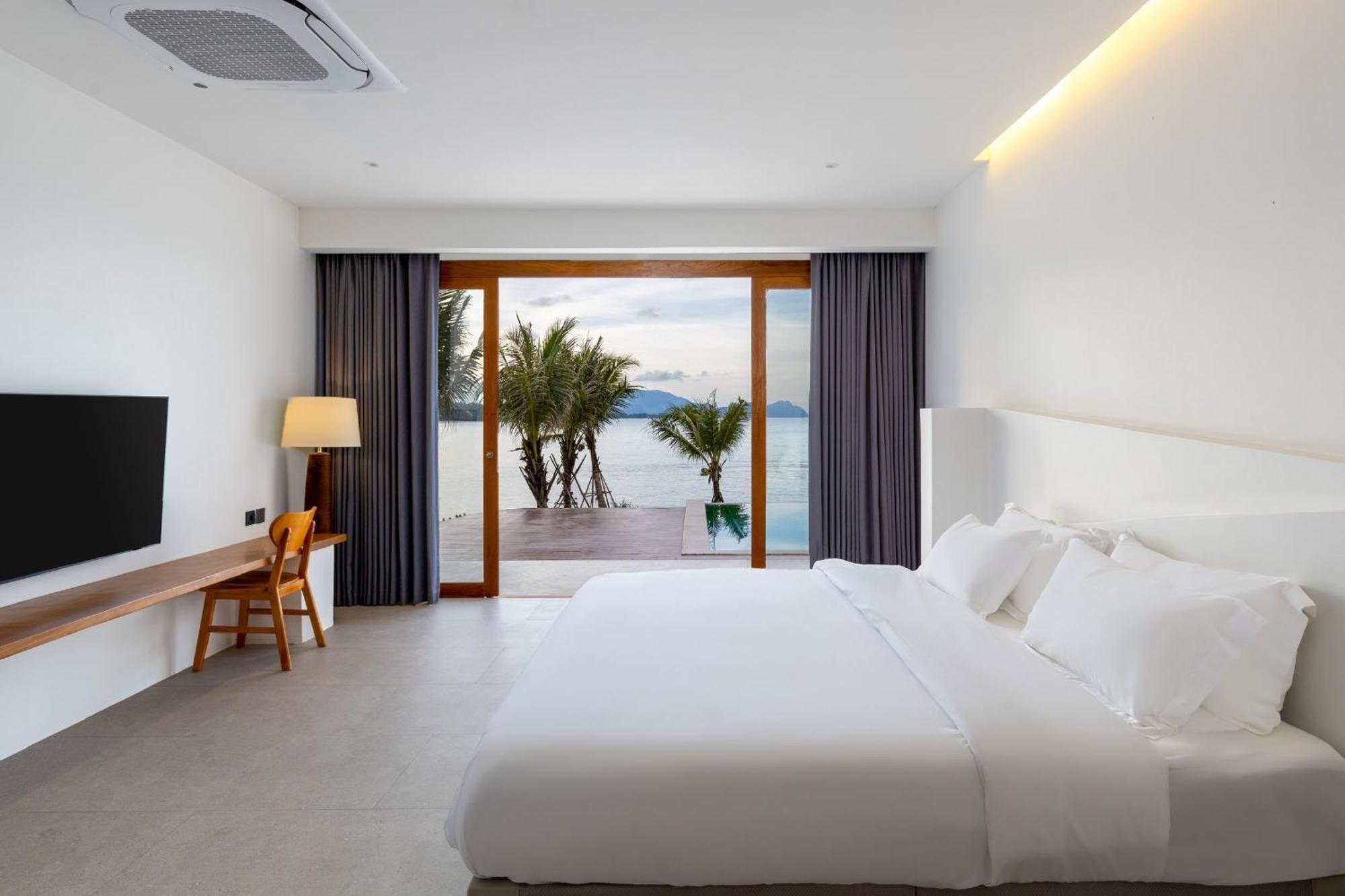 X-Sea Khanom Harbor Bay Resort Buitenkant foto